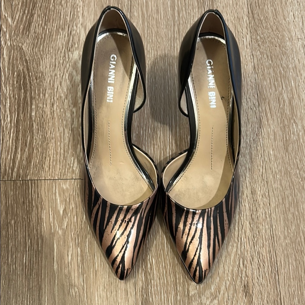 Gianni Bini Black and Brown Women's Heels